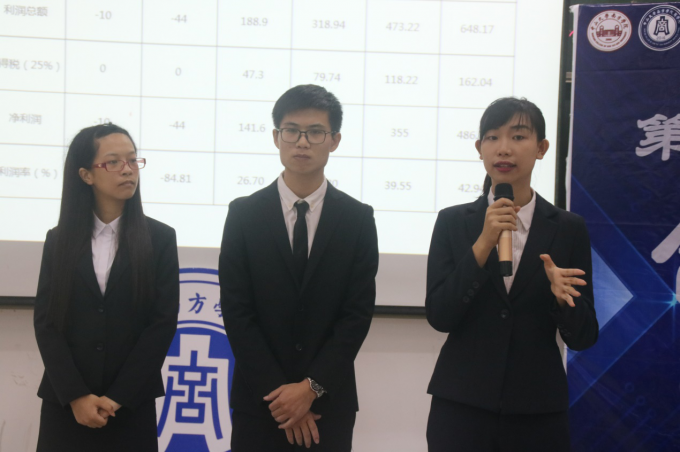 5b04d16815318.png 图片17.png