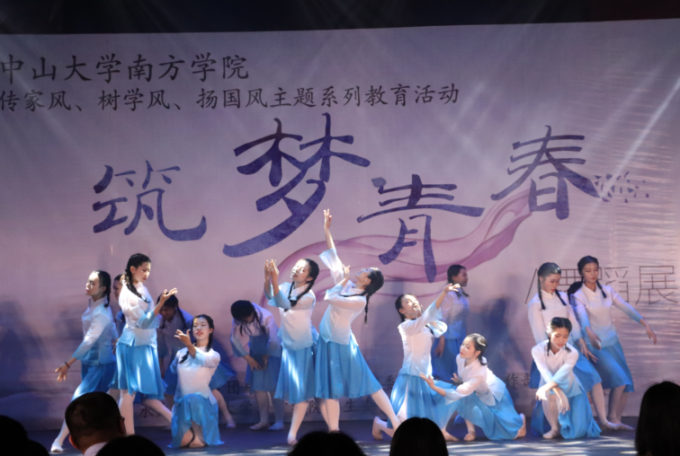 5ae18cbb4ce0f.png 图片5.png