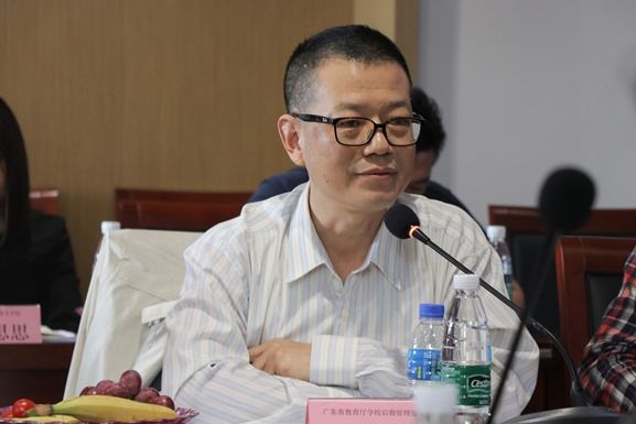 5ca401eb128bd.JPG 省教育厅后勤管理 程五一1.JPG